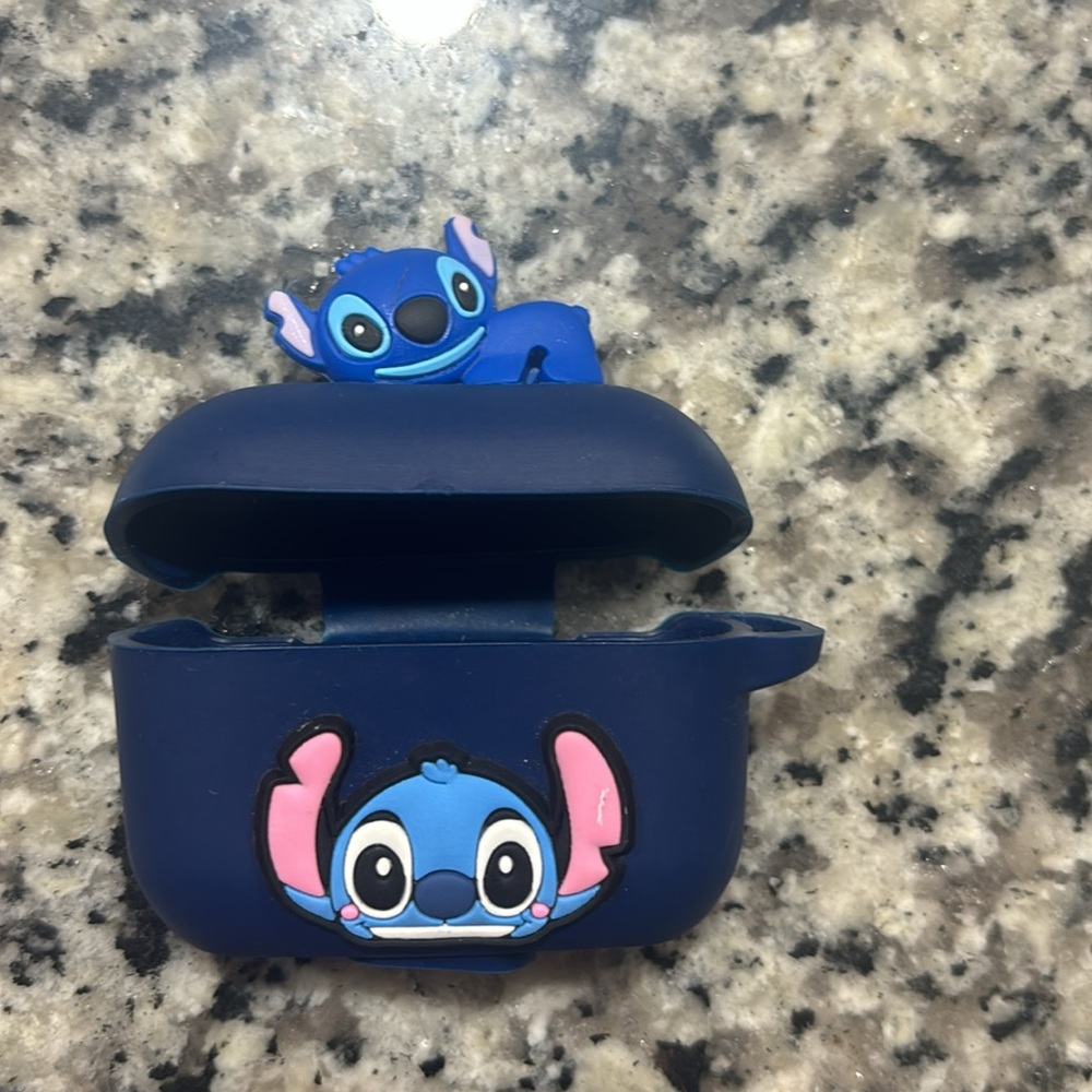 AirPods Pro - Picture 3 of 3